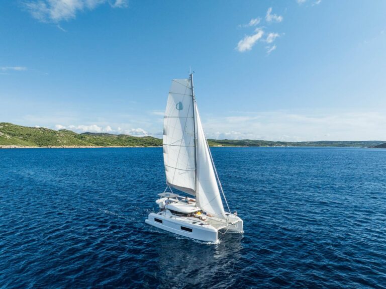Lagoon 38