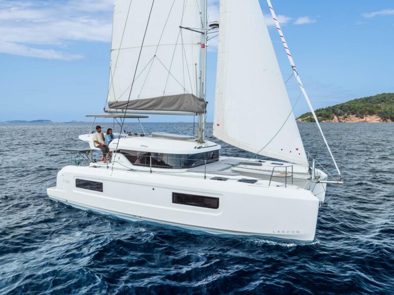 Lagoon 38