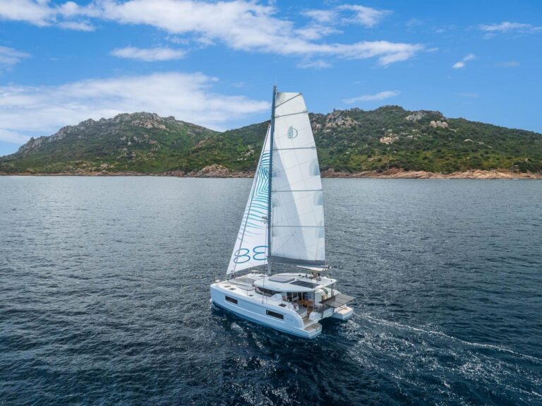 Lagoon 38