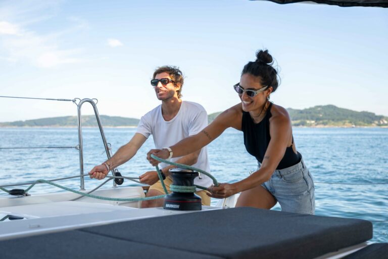 Lagoon 43