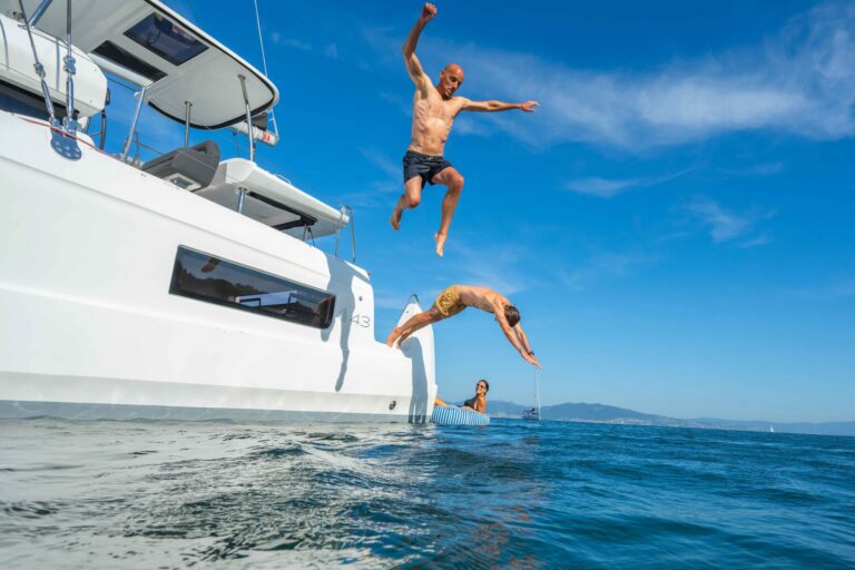 Lagoon 43