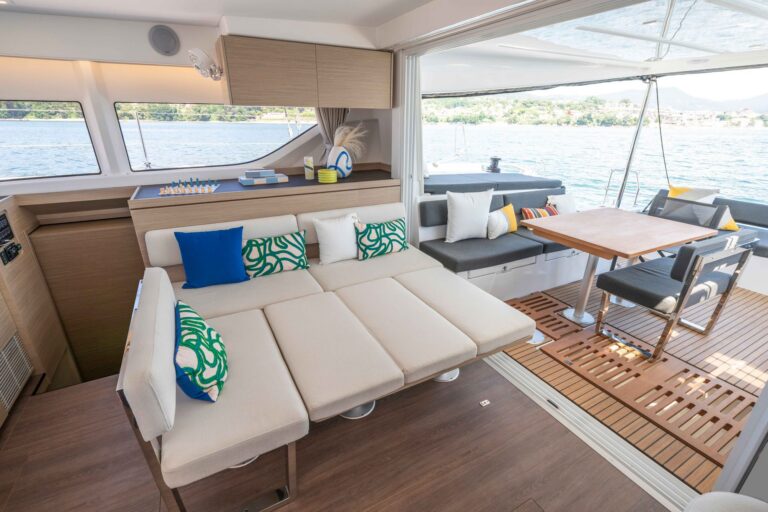 Lagoon 43