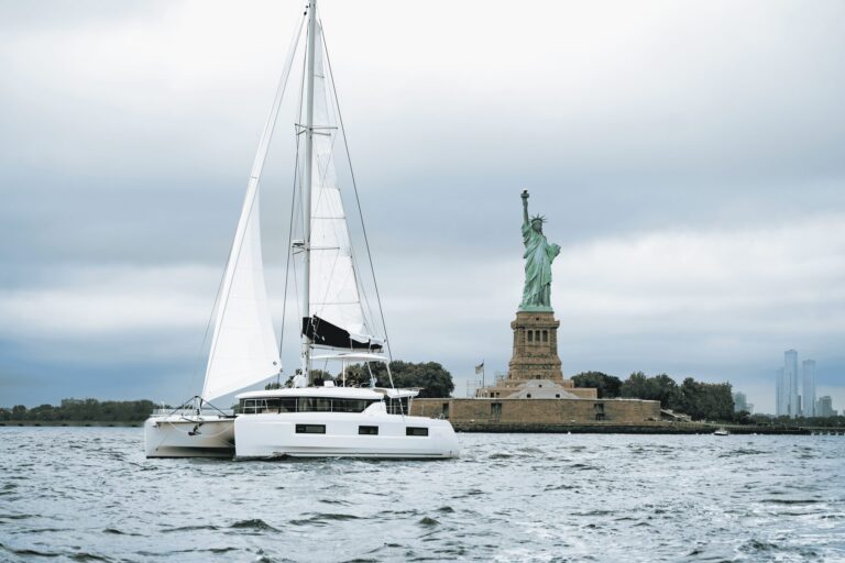 Lagoon 46 Iconic