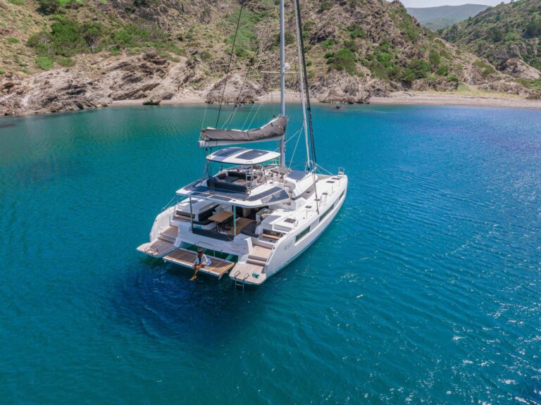 Lagoon 51 Iconic