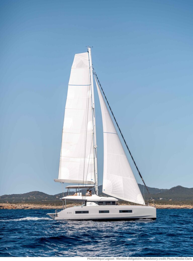 Lagoon 55