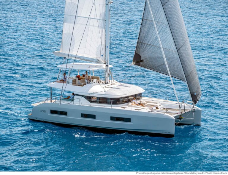 Lagoon 55