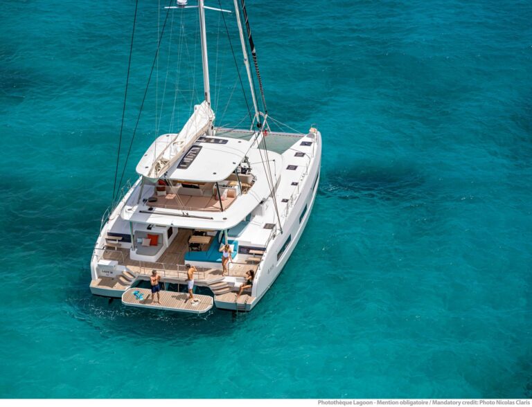 Lagoon 55