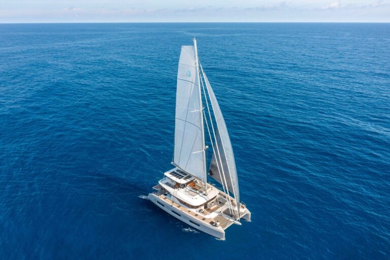 Lagoon 60
