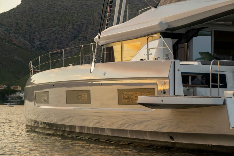Lagoon 60