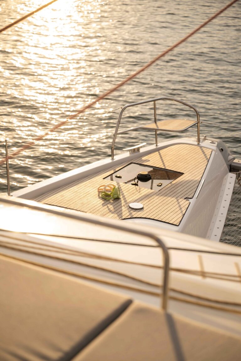 Lagoon 60